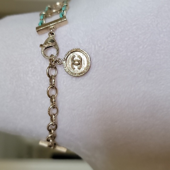 Chanel B18 C Cruise Choker - Picture 4 of 15